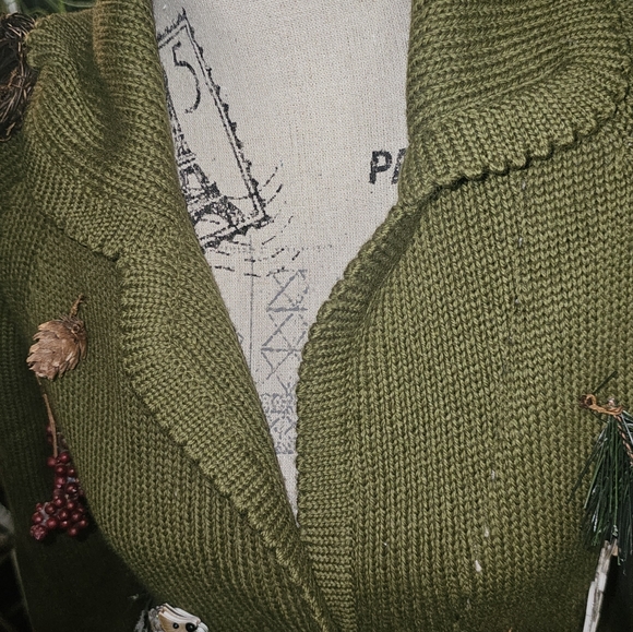 Vintage British vogue wool cardigan - Picture 5 of 11